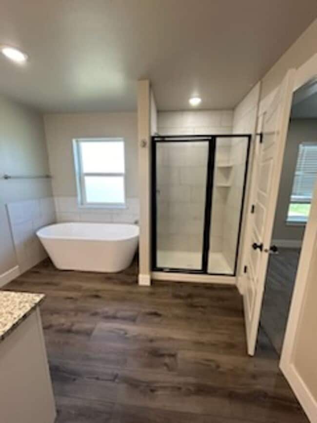 278 Hummingbird Wy in Sugar City, ID - Building Photo - Building Photo