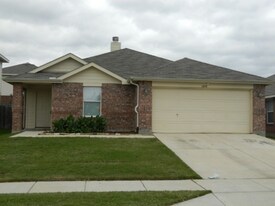 6848 Valleycreek Dr in Fort Worth, TX - Building Photo