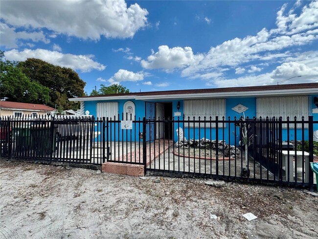 property at 3121 NW 103rd St