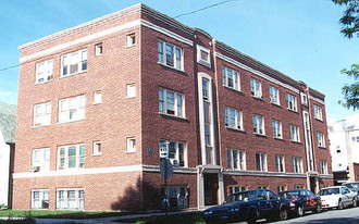 2937 W Schubert Ave Apartamentos