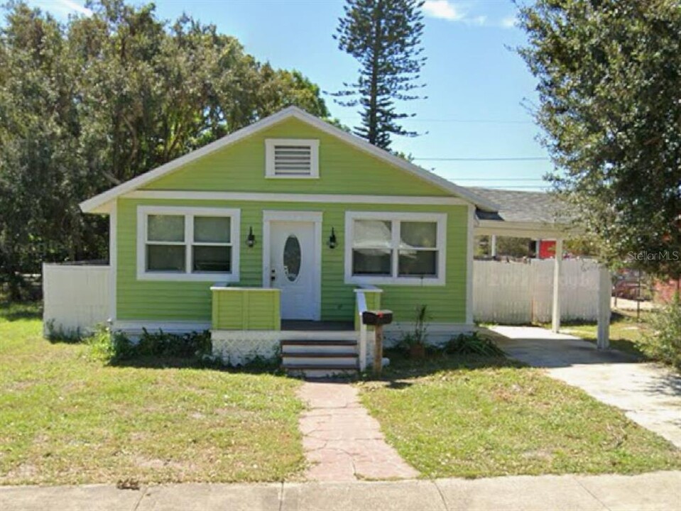 518 41st Ave S in St. Petersburg, FL - Building Photo