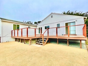 544 Vista Mar Ave in Pacifica, CA - Building Photo - Building Photo
