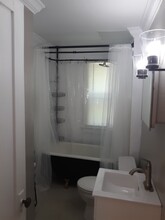 6 Winter St, Unit Apt 2 in Whitman, MA - Building Photo - Building Photo