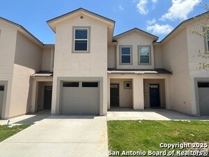 6427 Luglio Ln in San Antonio, TX - Building Photo