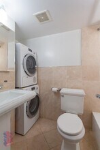 51 Leroy St in New York, NY - Building Photo - Building Photo