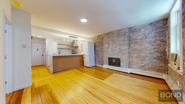 property at 33 Crosby St
