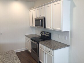 25 Birch Cir in Port Wentworth, GA - Building Photo - Building Photo
