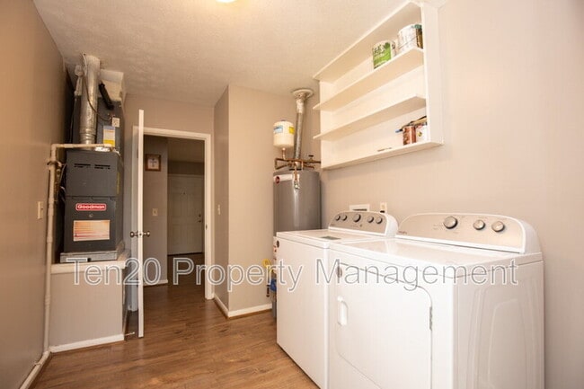 2201 Gennings Ct in Columbus, GA - Building Photo - Building Photo