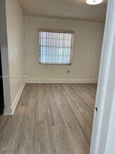 14206 SW 156th Terrace in Miami, FL - Building Photo - Building Photo