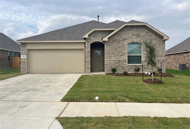 916 High Noon Dr in Haslet, TX - Building Photo