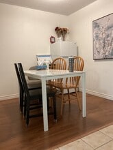 24 Ward Av in Hamilton, ON - Building Photo - Building Photo