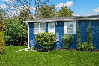2112 Sanborn Dr, Unit A in Nashville, TN - Building Photo - Building Photo