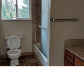 7414 152nd Street Ct E in Puyallup, WA - Building Photo - Building Photo