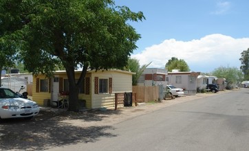 Flamingo Palms in Tucson, AZ - Building Photo - Building Photo