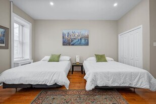 215 W 138th St in New York, NY - Building Photo