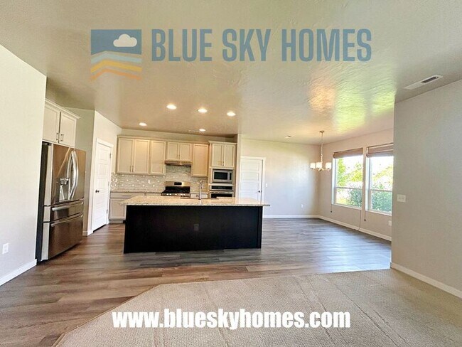 2572 E Mariposa Dr in Eagle, ID - Building Photo - Building Photo
