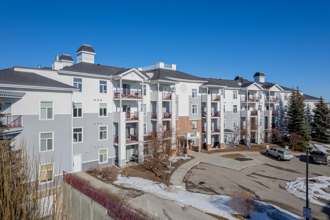 Country Village Bay in Calgary, AB - Building Photo - Building Photo