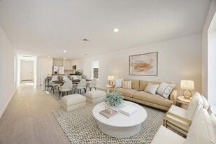 905 Pertuso Ln in Huffman, TX - Building Photo