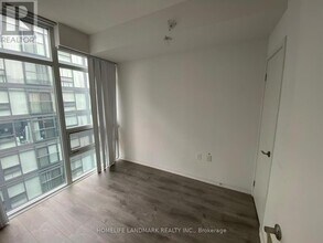 36 Lisgar St in Toronto, ON - Building Photo - Building Photo