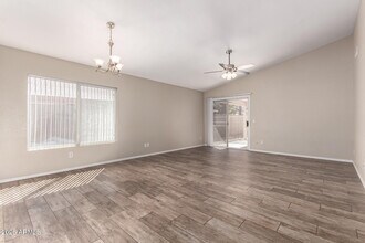 1522 S Dove St in Gilbert, AZ - Building Photo - Building Photo