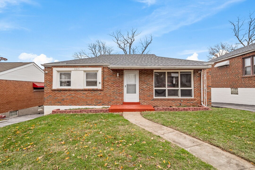 6615 Barken Ave in St. Louis, MO - Building Photo