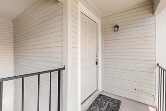 5806 Marvin Loving Dr in Garland, TX - Building Photo - Building Photo