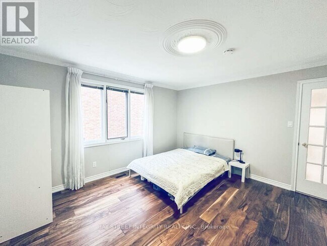 188 Olive Ave in Toronto, ON - Building Photo - Building Photo