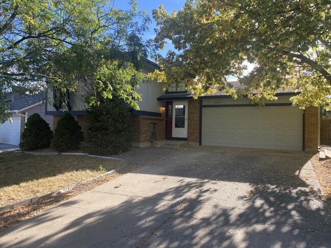property at 18800 E Oregon Dr
