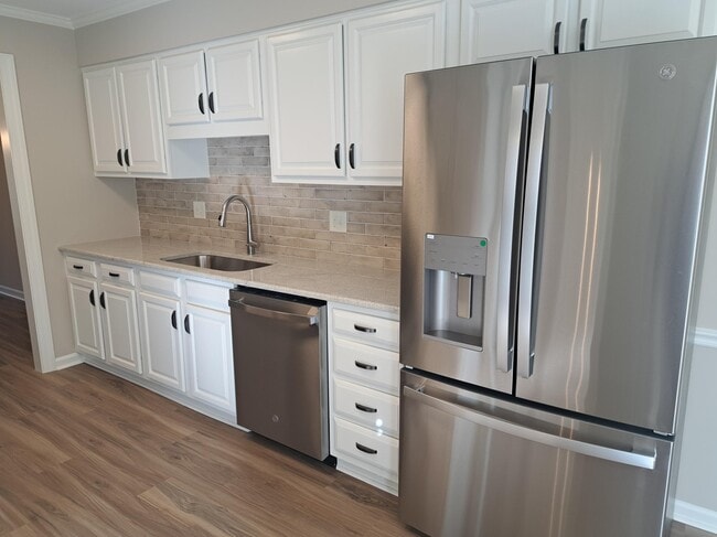 616 Croston Dr in Winston-Salem, NC - Building Photo - Building Photo