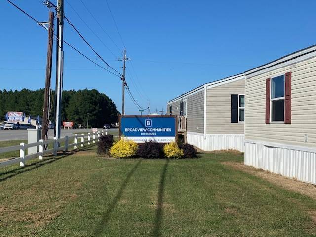 306 Walker Ct in Dillon, SC - Foto de edificio