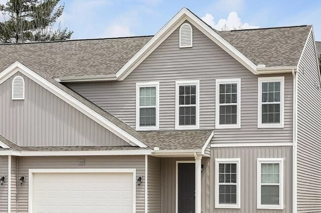 property at 1040 Broken Ridge Dr
