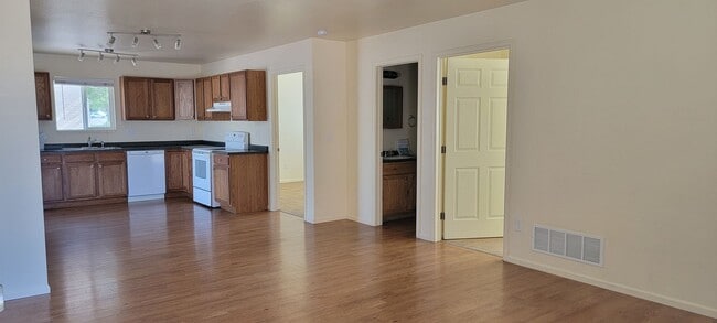 531 Yale Pl in Canon City, CO - Building Photo - Building Photo