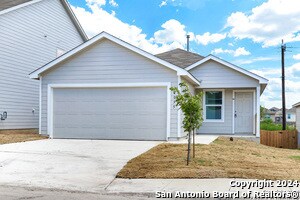 14055 Wool Pk in San Antonio, TX - Building Photo