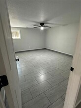 752 State Rte 415 in Osteen, FL - Building Photo - Building Photo