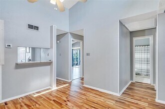 2301 Edenborn Ave, Unit 908 in Metairie, LA - Building Photo - Building Photo