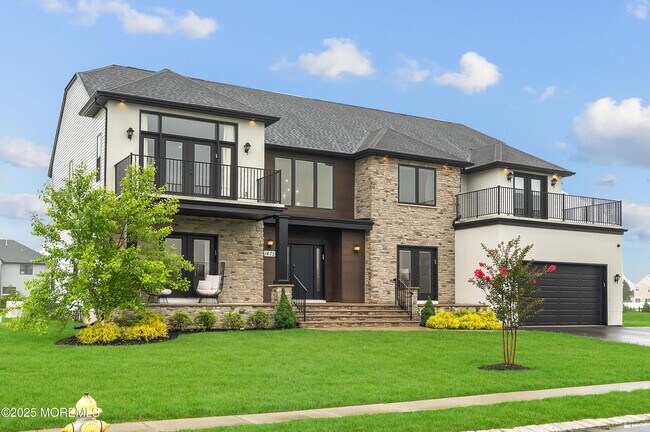 1675 St Regis Ct