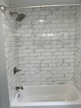 7944 S Ellis Ave in Chicago, IL - Building Photo - Building Photo