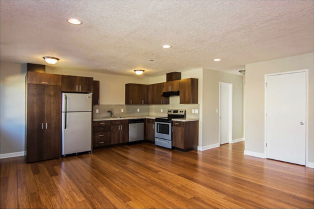 Multnomah Heights in Portland, OR - Building Photo