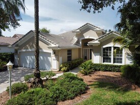 6515 Virginia Crossing in Bradenton, FL - Building Photo