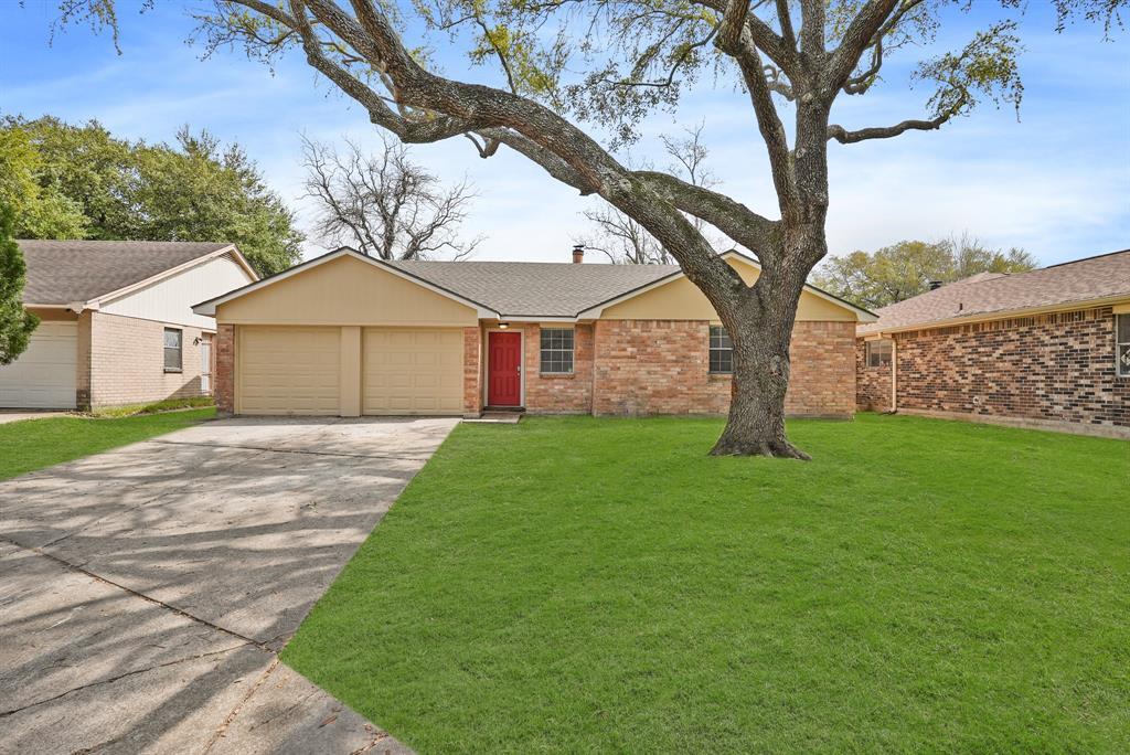 1366 Goswell Ln in Channelview, TX - Building Photo