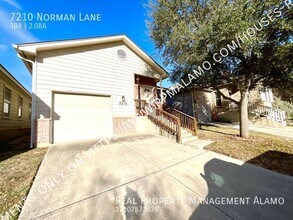 7210 Norman Ln in San Antonio, TX - Building Photo - Building Photo