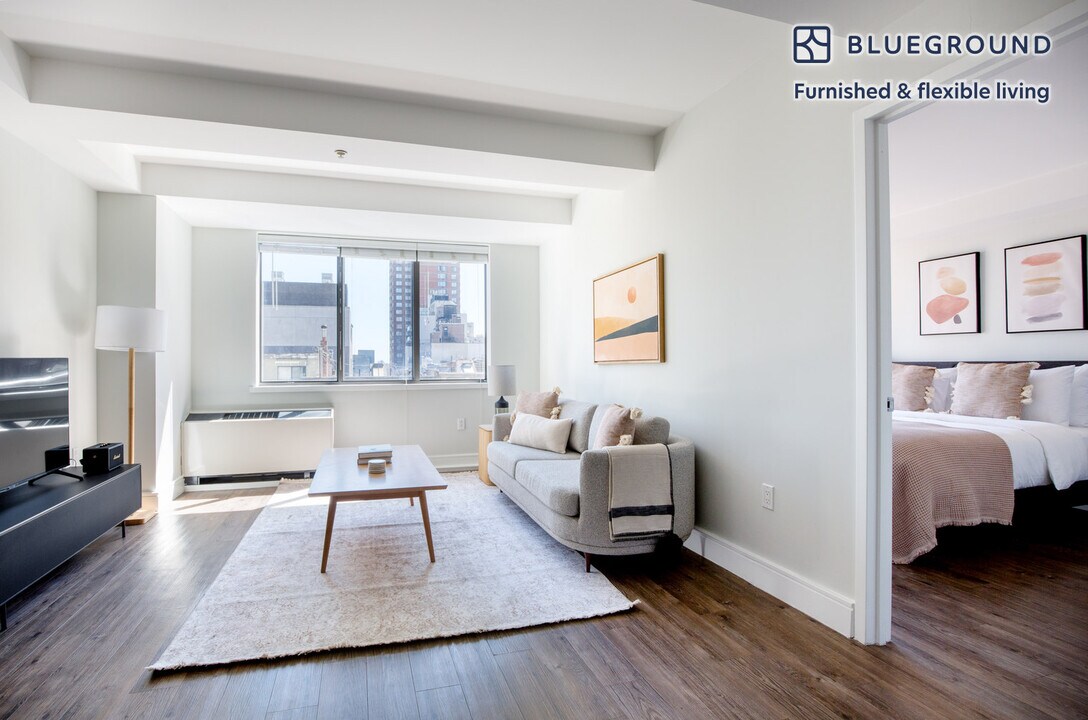 354 E 91st St in New York, NY - Building Photo