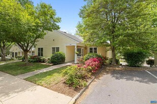 1184 Partridge Ln in Charlottesville, VA - Building Photo