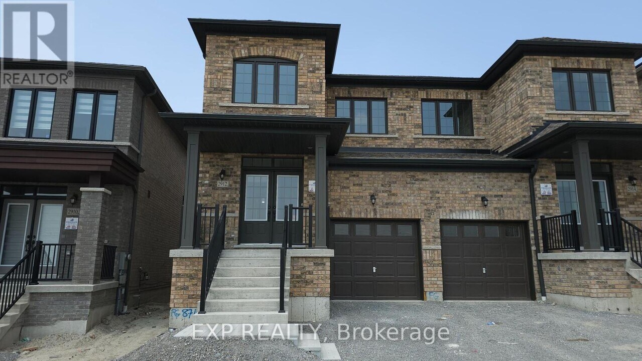 2912 Starlight Dr in Pickering, ON - Building Photo