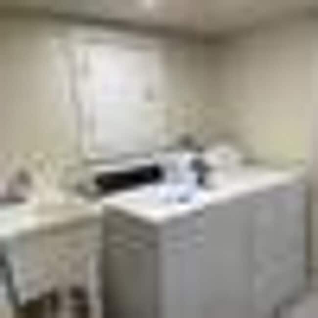 854 Peralta St in Oakland, CA - Building Photo - Building Photo