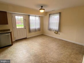 204 Brecknock Terrace E in West Chester, PA - Building Photo - Building Photo