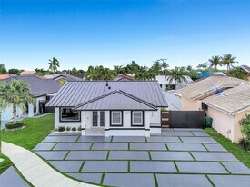 13284 SW 39th St in Miami, FL - Building Photo