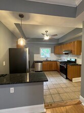 418 Noble St in Pittsburgh, PA - Building Photo - Building Photo