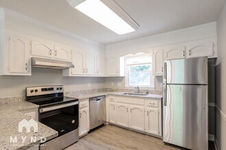 712 Lampwick Ct in Gastonia, NC - Building Photo - Building Photo