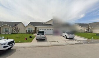 745 Shadowleaf Ave in Twin Falls, ID - Building Photo